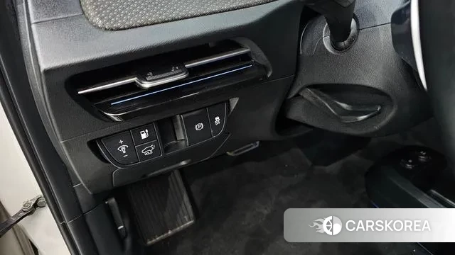 Kia EV6 2021 Жемчужный цвет из Кореи, фото 5