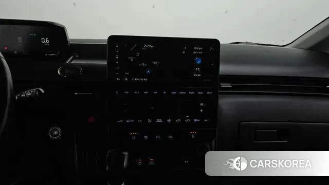 Hyundai Staria 2022 Желтый из Кореи, фото 5