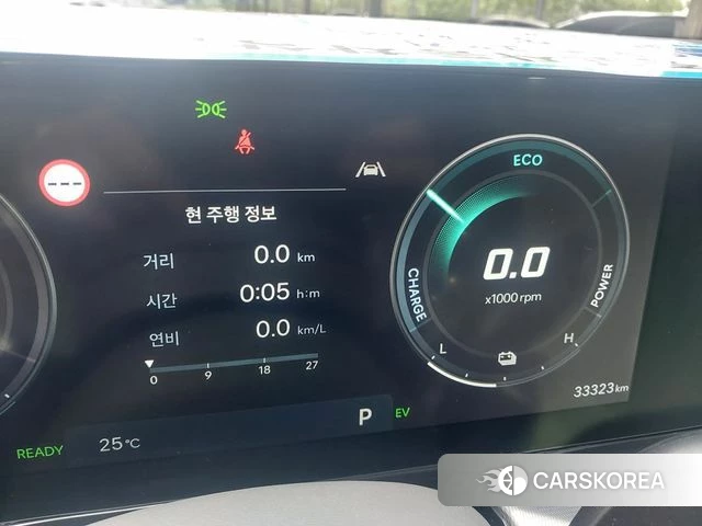 Hyundai Grandeur Hybrid (GN7) 2023 Серебристо-серый из Кореи, фото 5