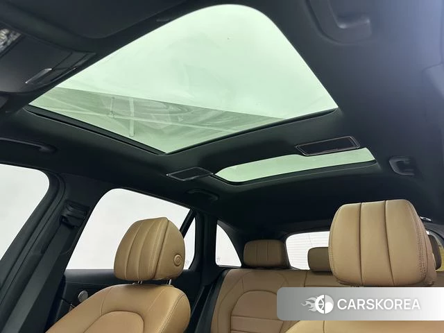 Mercedes-Benz GLC 2021 Темно-серый из Китая, фото 5