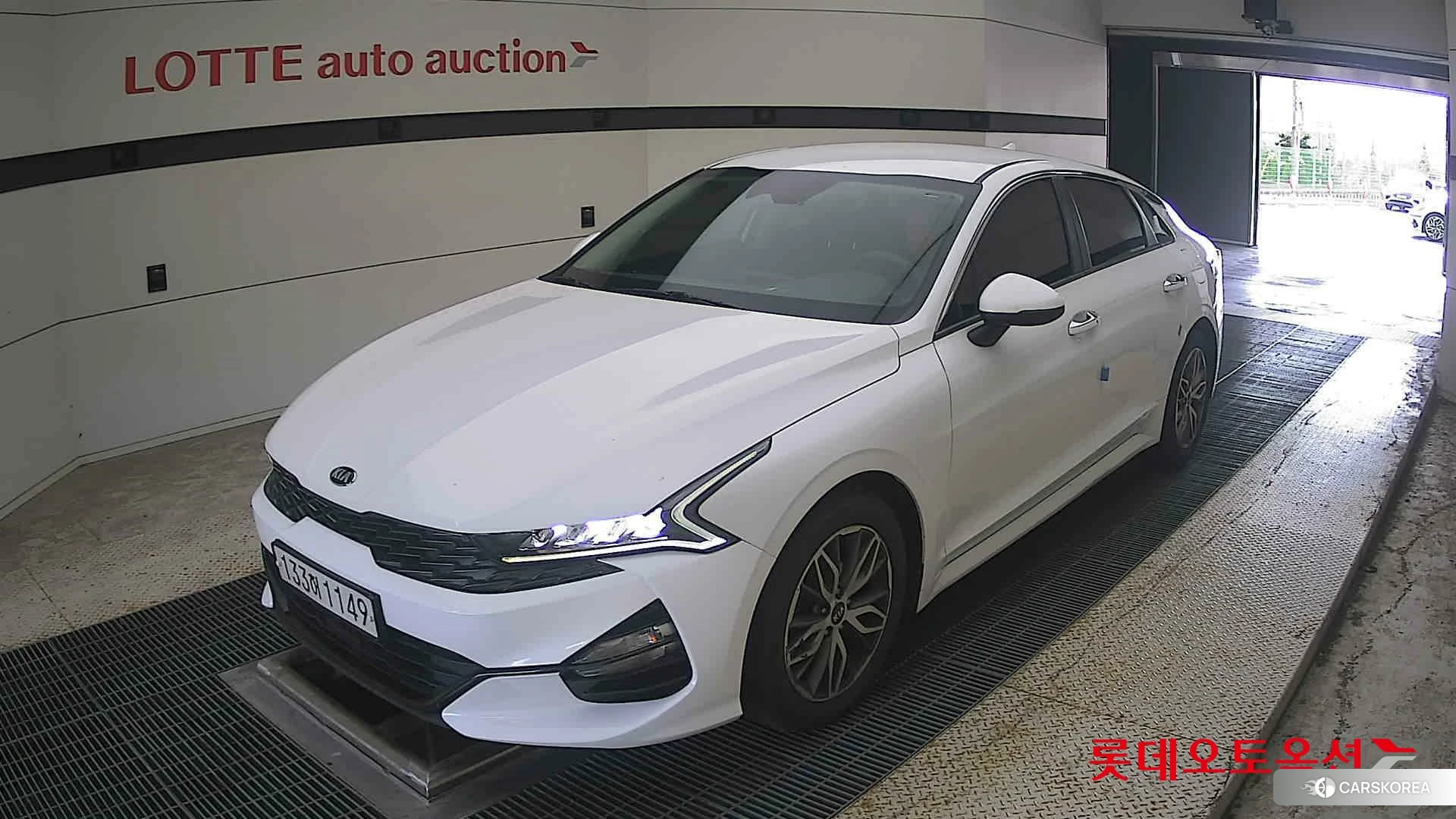 Kia K5 2021 Белый из Кореи, фото 5