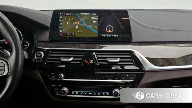 BMW 5 Series (G30) 2018 Черный из Кореи, фото 5