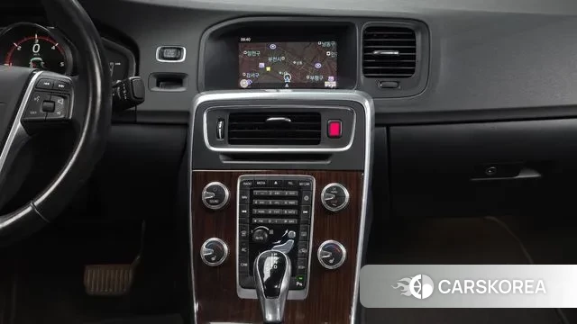 Volvo S60 2018 Серый из Кореи, фото 5