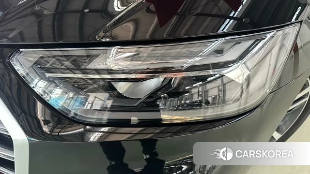 Audi Q5L 2022 Черный из Китая, фото 5