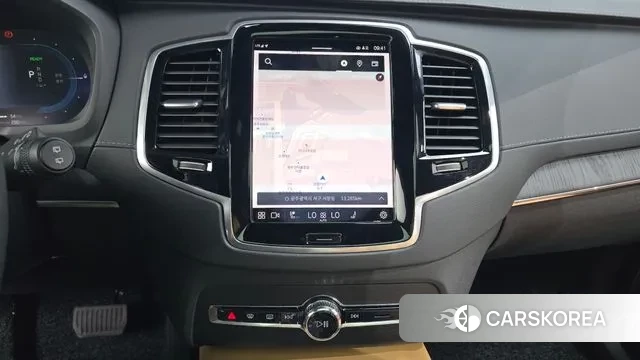 Volvo XC90 second Generation 2023 Черный из Кореи, фото 5