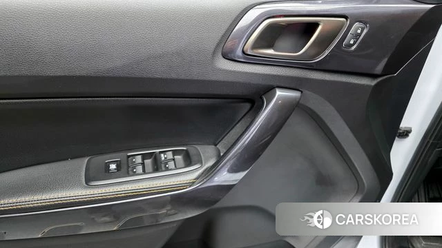 Ford Ranger 3rd Generation 2021 Белый из Кореи, фото 5