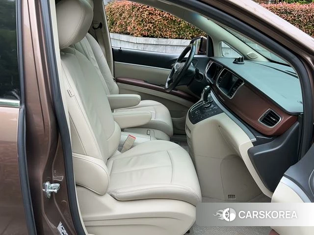 Buick GL8 2019 Коричневый из Китая, фото 5