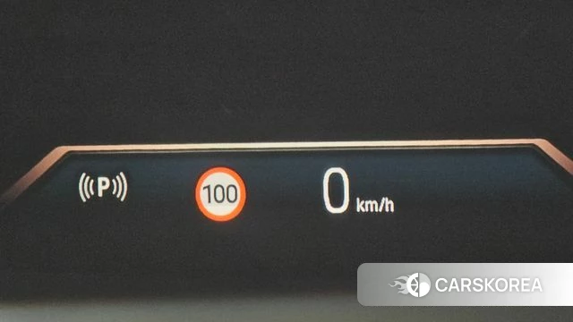 BMW 5 Series (G60) 2025 Серебристо-серый из Кореи, фото 5