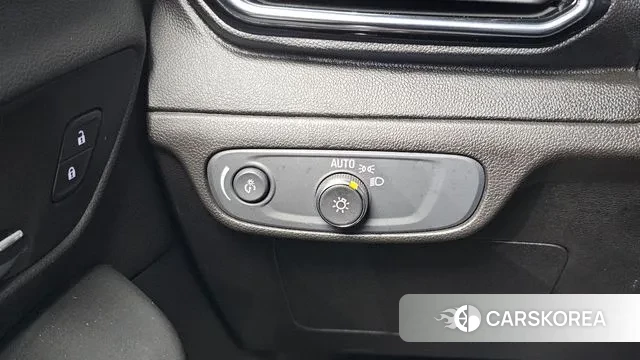 Chevrolet (GM Daewoo) New Bolt EV 2022 Белый из Кореи, фото 5