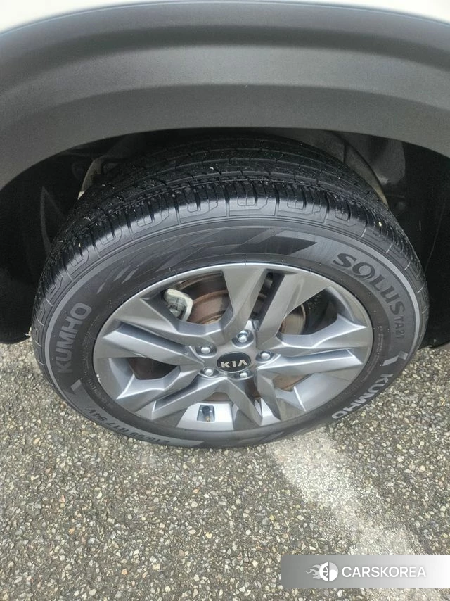 Kia Seltos 2019 Белый из Кореи, фото 5