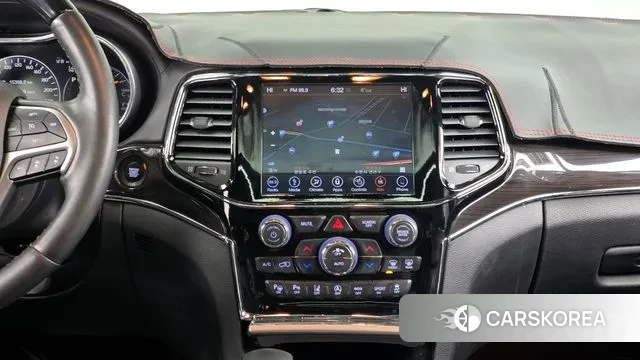 Jeep Grand Cherokee 2018 Черный из Кореи, фото 5