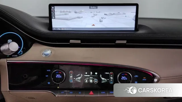 Genesis GV70 2024 Белый из Кореи, фото 5