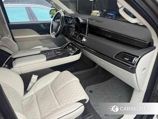 Lincoln Navigator 4th generation 2019 Золотой из Кореи, фото 5
