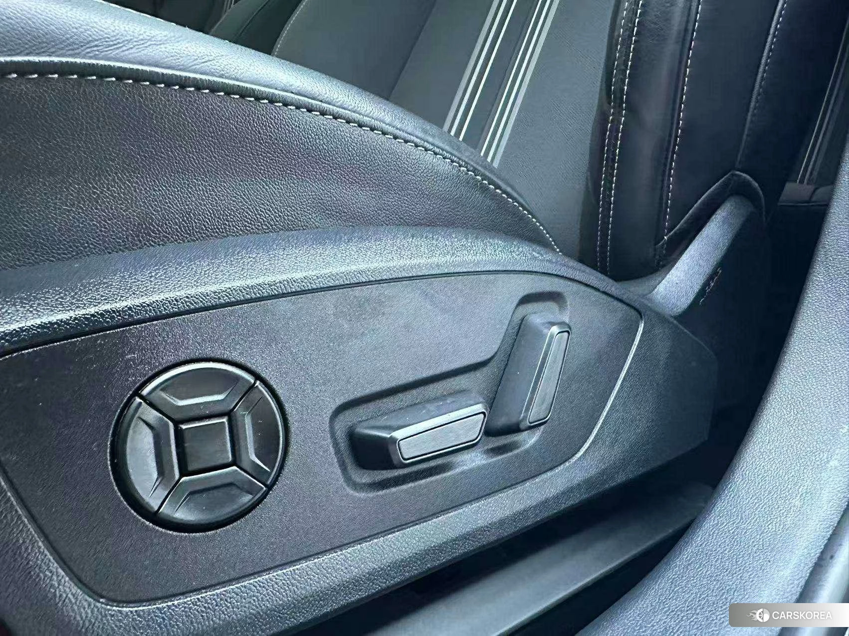 Audi A3 2023 Белый из Китая, фото 5