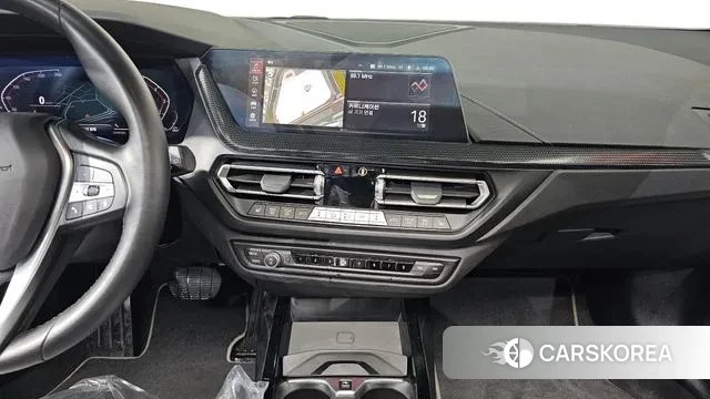 BMW 1 Series (F40) 2024 Серый из Кореи, фото 5