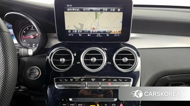 Mercedes-Benz GLC-Class X253 2019 Белый из Кореи, фото 5