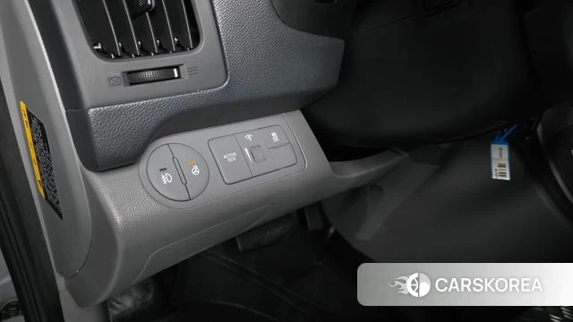 Hyundai The New Grand Starex 2019 Серебристо-серый из Кореи, фото 5