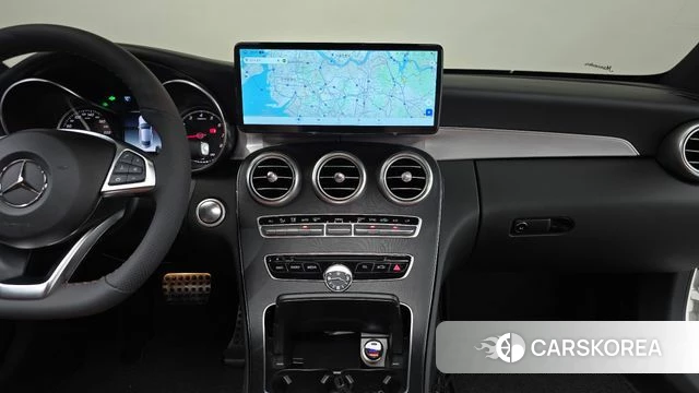 Mercedes-Benz C-Class W205 2018 Белый из Кореи, фото 5