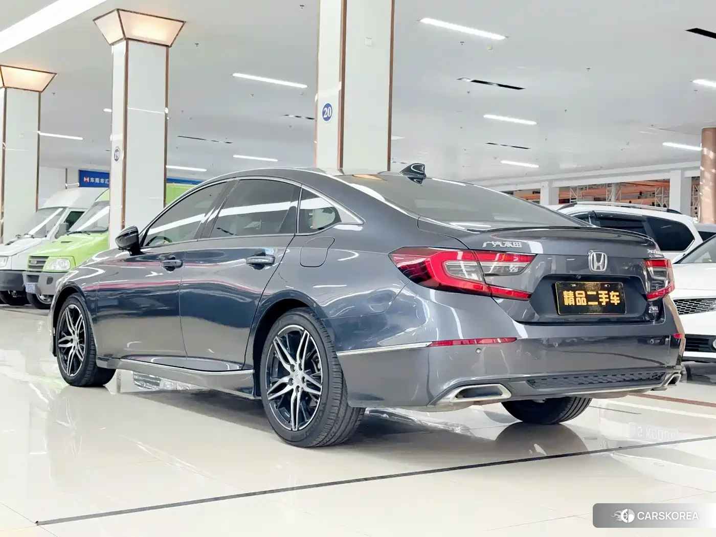 Honda Accord 2022 Silver/gray из Китая, фото 5