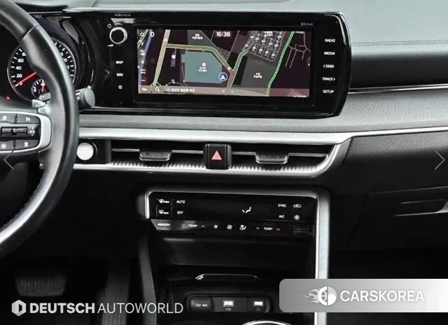 Kia K5 3rd generation 2022 Белый из Кореи, фото 5