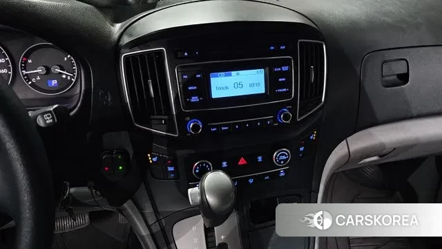 Hyundai The New Grand Starex 2018 Желтый из Кореи, фото 5