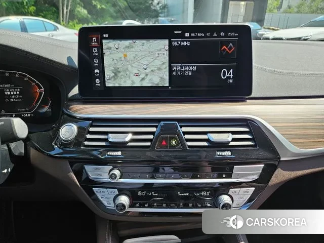 BMW 5 Series (G30) 2020 Синий из Кореи, фото 5