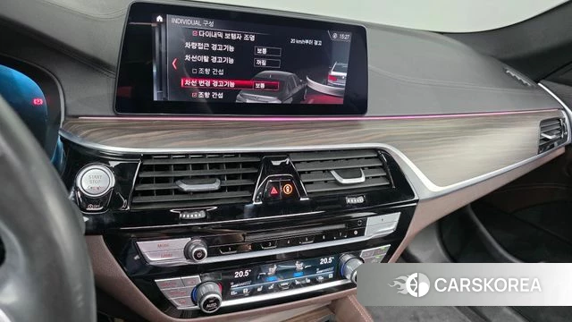 BMW 5 Series (G30) 2019 Белый из Кореи, фото 5