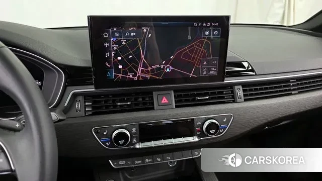 Audi A4 (B9) 2023 Черный из Кореи, фото 5