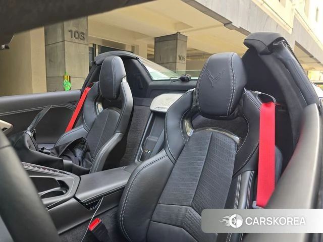 Chevrolet Corvette 2023 Серебристо-серый из Кореи, фото 5