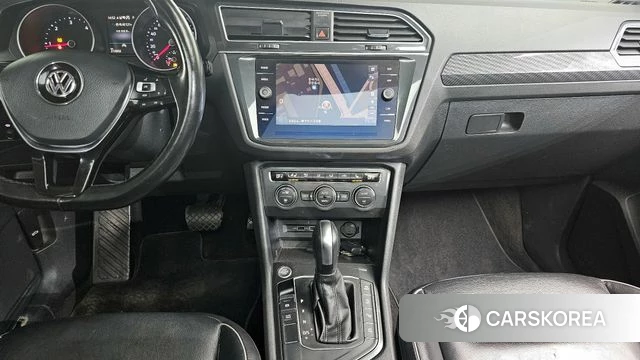 Volkswagen Tiguan second Generation 2020 Черный из Кореи, фото 5