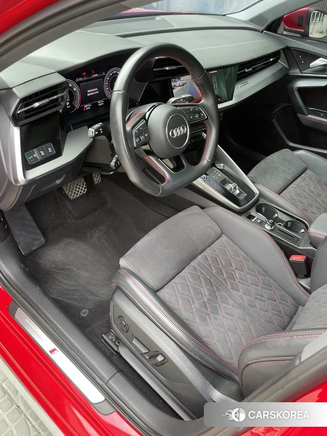Audi A3 2023 Красный из Китая, фото 5