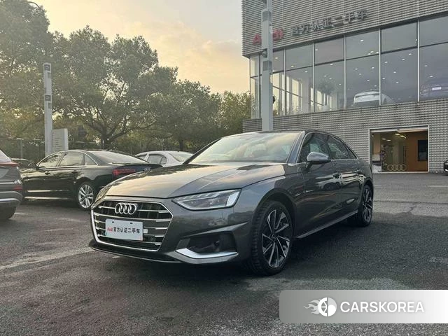 Audi A4L 2023 Темно-серый из Китая, фото 5
