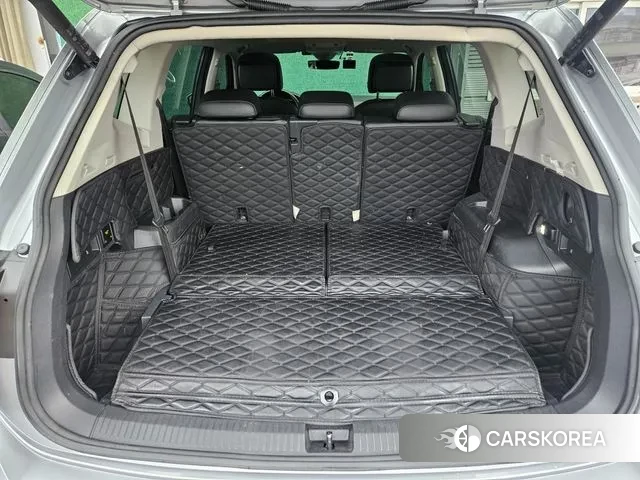 Volkswagen Tiguan Allspace 2022 Серебристо-серый из Кореи, фото 5