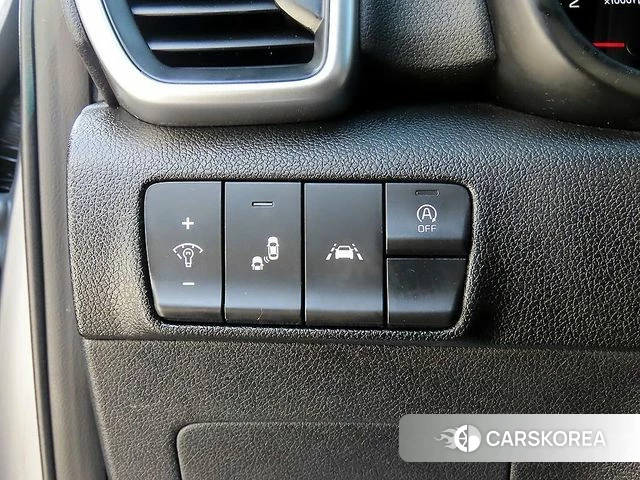 Kia Sportage The Bold 2021 Серебристо-серый из Кореи, фото 5