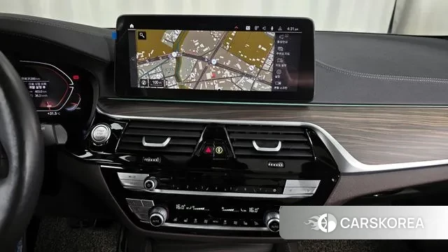 BMW 5 Series (G30) 2021 Серый из Кореи, фото 5