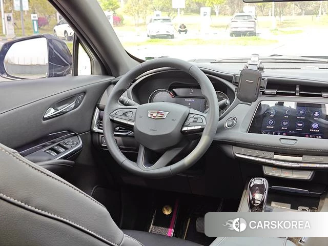 Cadillac XT4 2022 Черный из Китая, фото 5