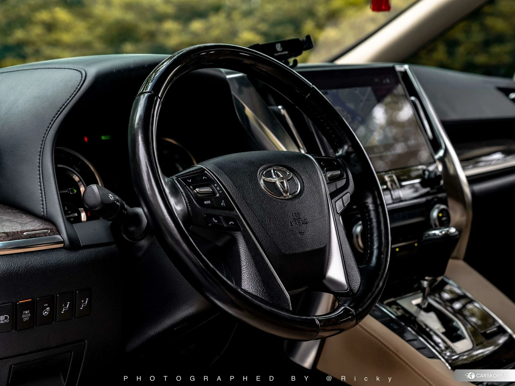 Toyota Elfa 2021 Черный из Китая, фото 5