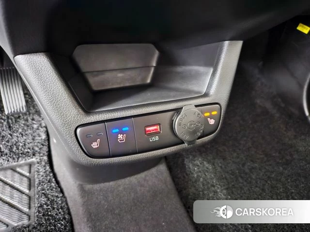 Kia The New Kia Ray 2023 Белый из Кореи, фото 5