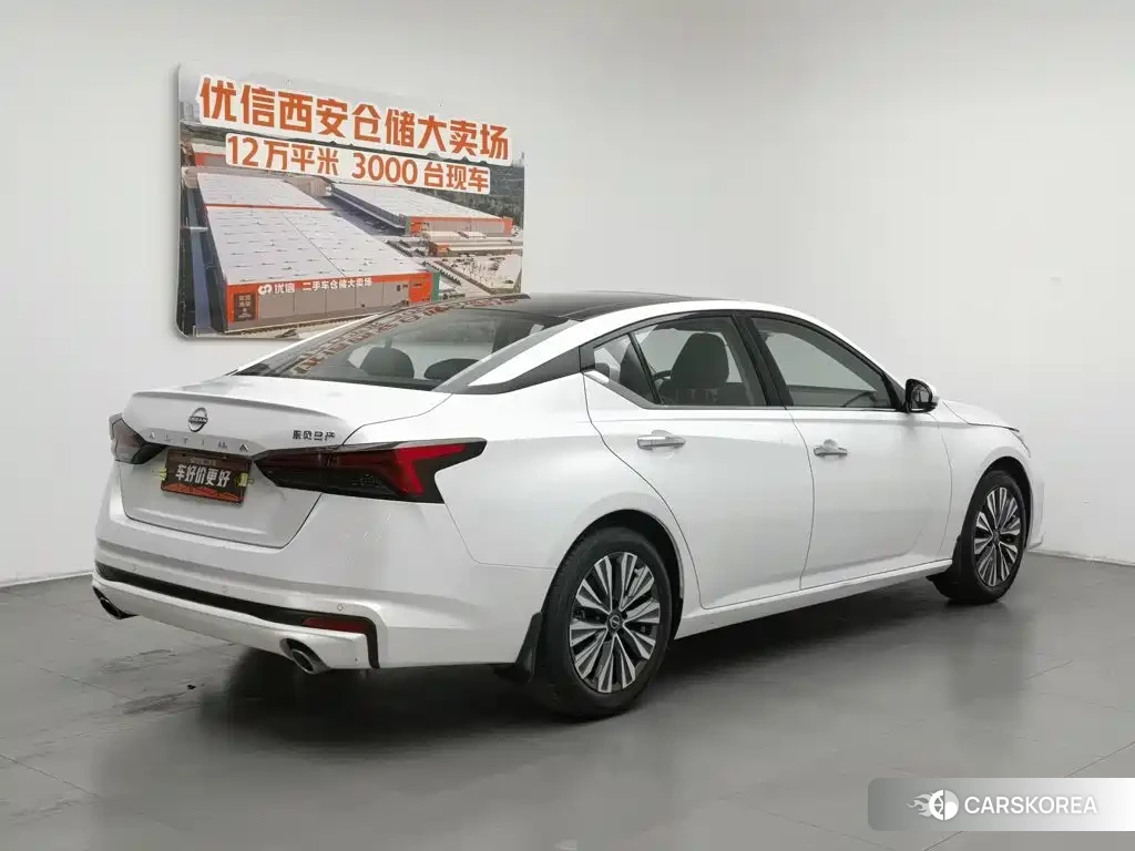 Nissan Teana 2024 Белый из Китая, фото 5
