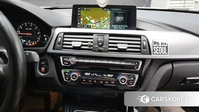 BMW 3 Series (F30) 2018 Белый из Кореи, фото 5