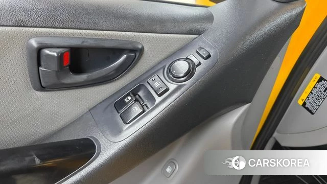 Hyundai The New Grand Starex 2019 Желтый из Кореи, фото 5