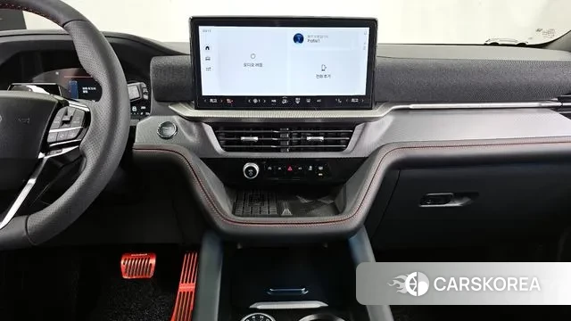 Ford Explorer 6th Generation 2025 Белый из Кореи, фото 5