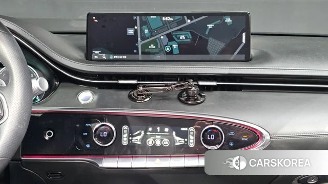 Genesis GV70 2023 Черный из Кореи, фото 5