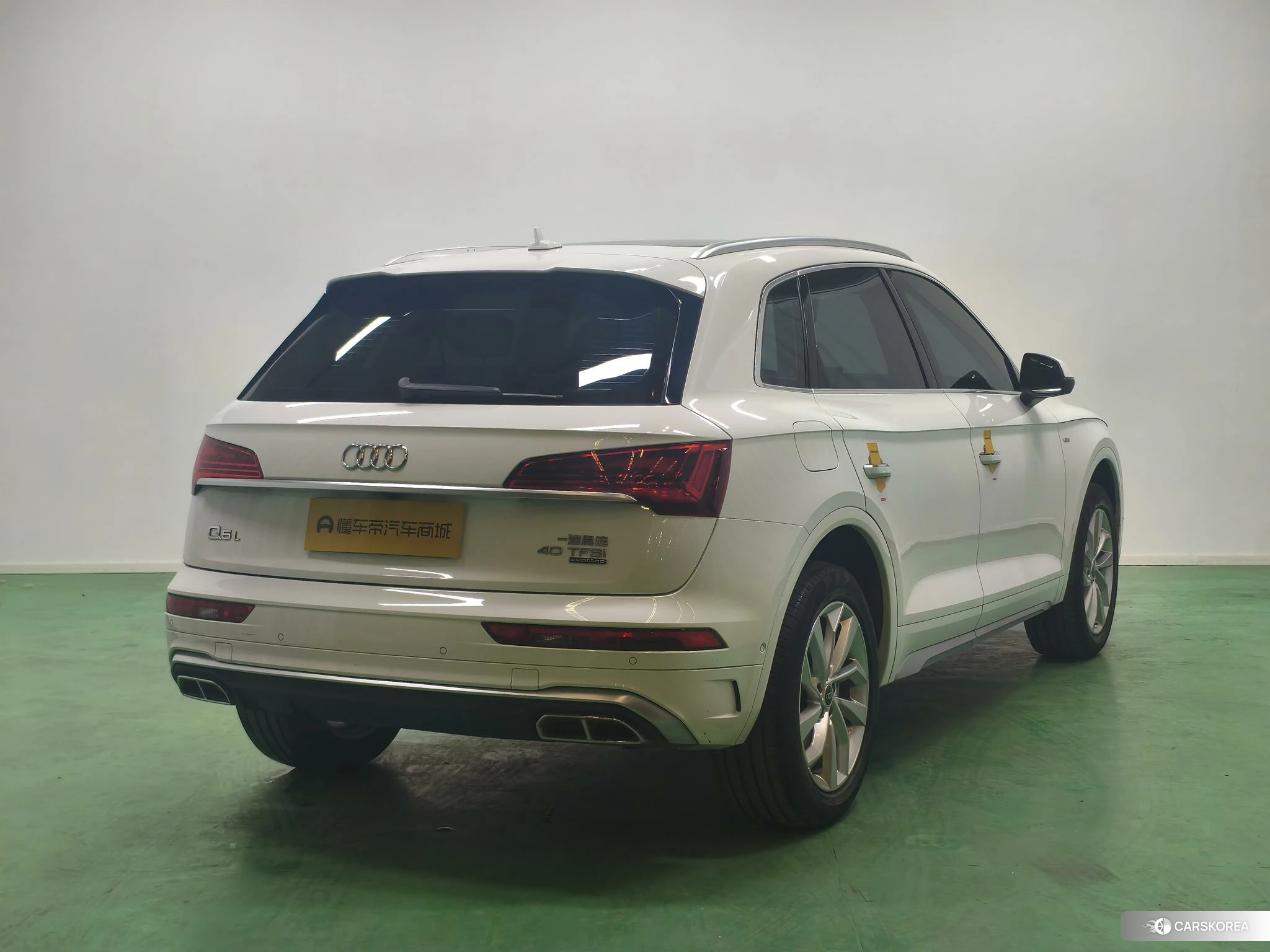 Audi Q5L 2021 Белый из Китая, фото 5