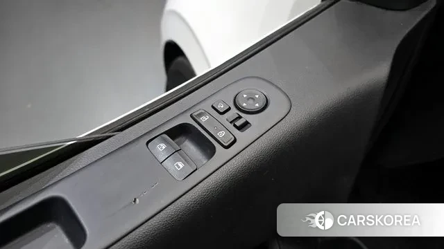 Hyundai Staria 2021 Белый из Кореи, фото 5