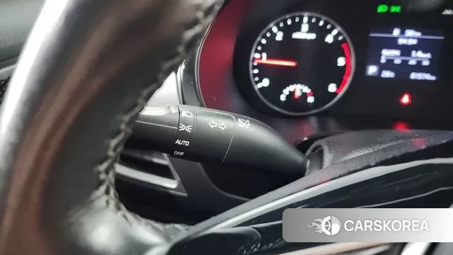 Kia Seltos 2021 Серый из Кореи, фото 5