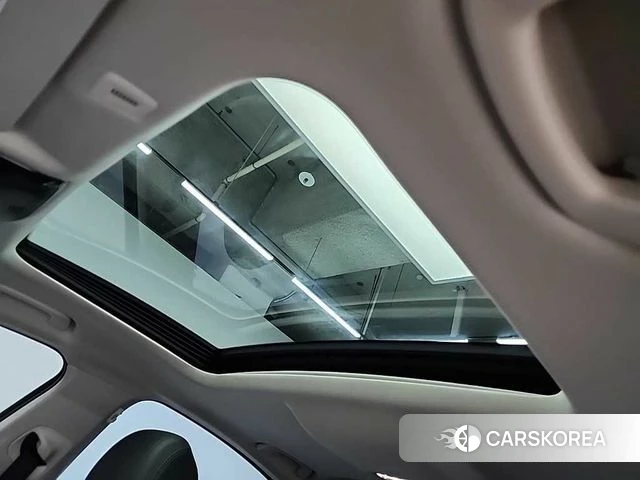 BMW 5 Series (G30) 2019 Белый из Кореи, фото 5