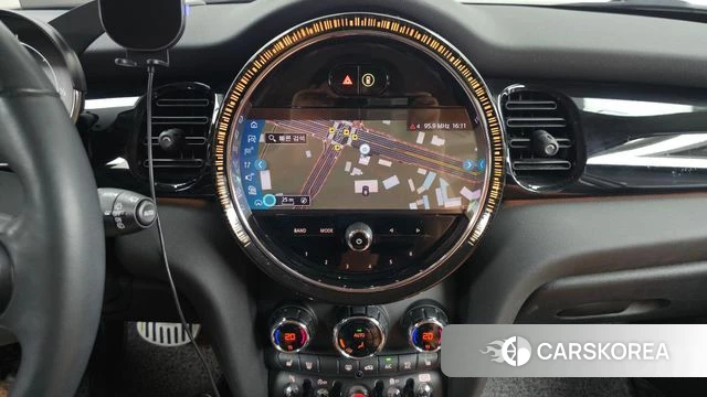 Mini Cooper 2023 Песочный из Кореи, фото 5