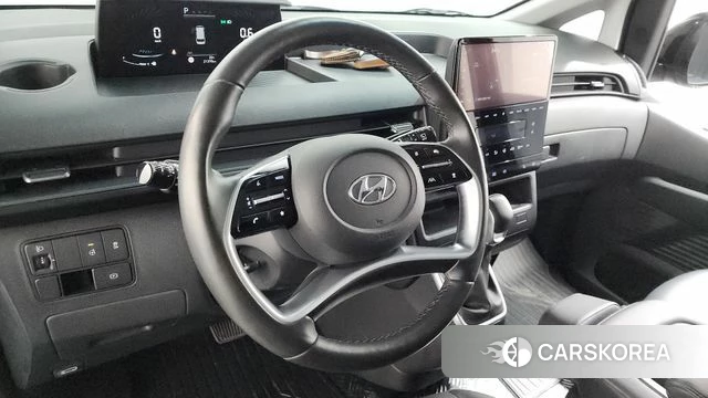 Hyundai Staria 2023 Черный из Кореи, фото 5