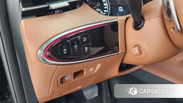 Genesis GV70 2021 Черный из Кореи, фото 5